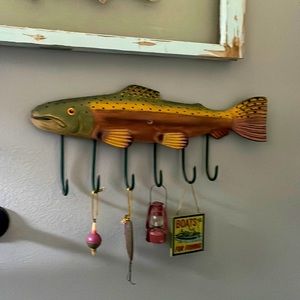 Fish with hook for Holder